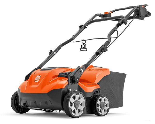 Scarificateur et aérateur de pelouse électrique filaire Husqvarna S138C